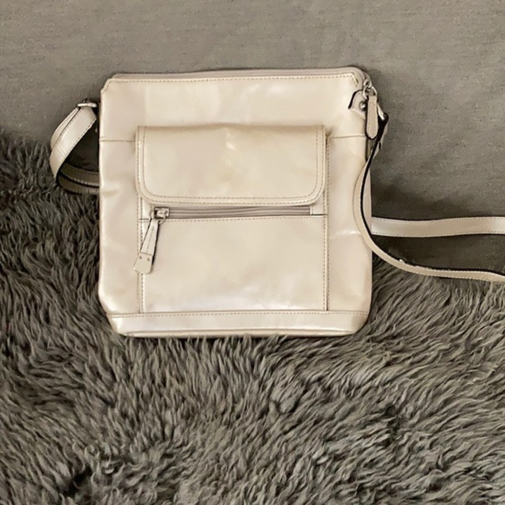 - NWOT Gianni Bernini Crossbodybag